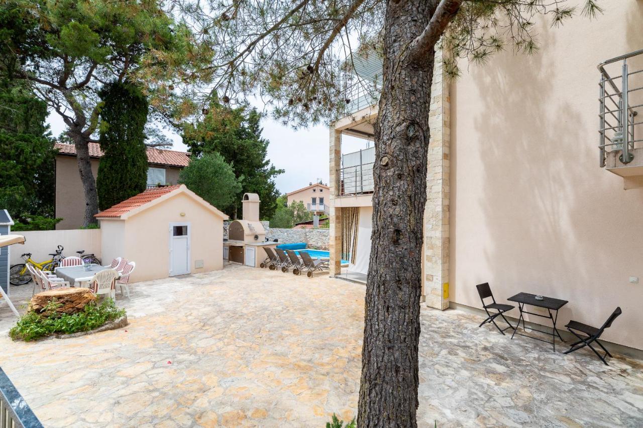 Villa Stipe Stari Grad  Eksteriør bilde